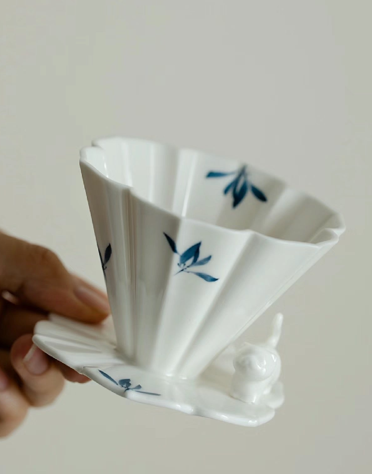 Handcrafted Ceramic Pour-Over Coffee Set: Beginner-Friendly with Cat Sculpture & Orchid Butterfly Design