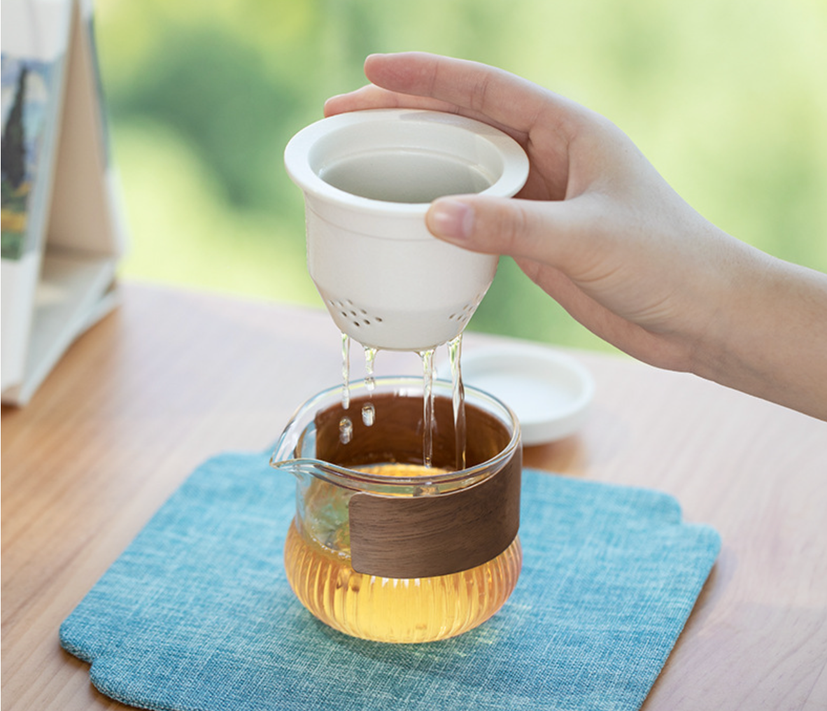 Light Luxury Home Tea Ceremony: Kung Fu Tea Set with Ceramic Storage
