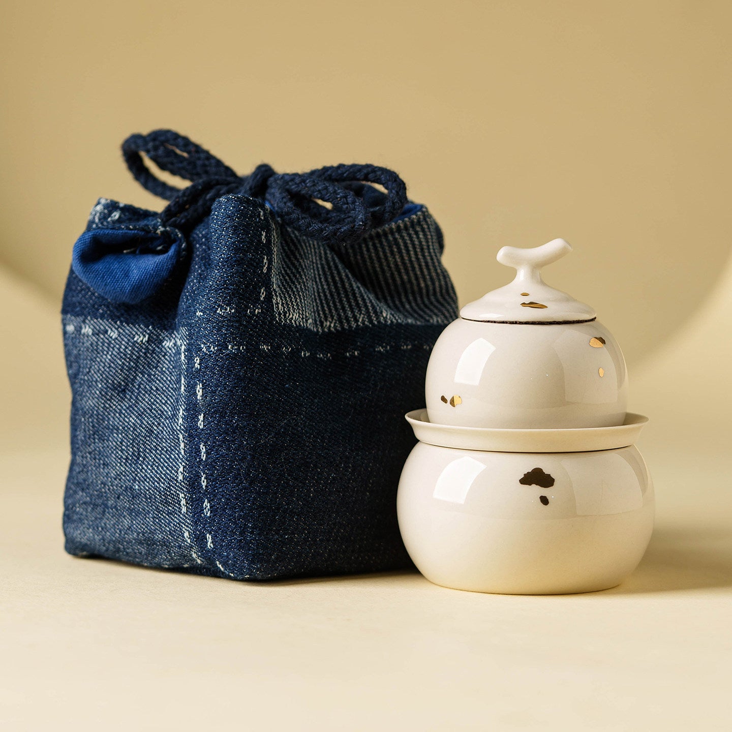 Beige Plant Ash Glaze Travel Tea Set with Gold Flecks - Gourd Shaped Ceramic “Quick Cup” for Solo Brewing & Outdoor